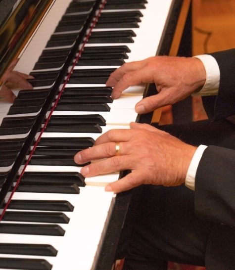 pianistas en cota